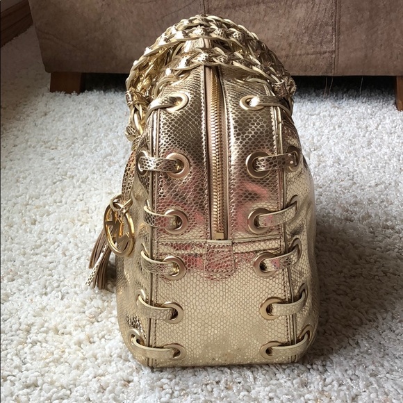 Michael Kors Gold bag - Picture 3 of 9